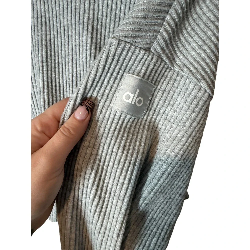 Alo Yoga Muse Ribbed Hoodie Sweatshirt Heather Grey Cropped Pullover Small‎